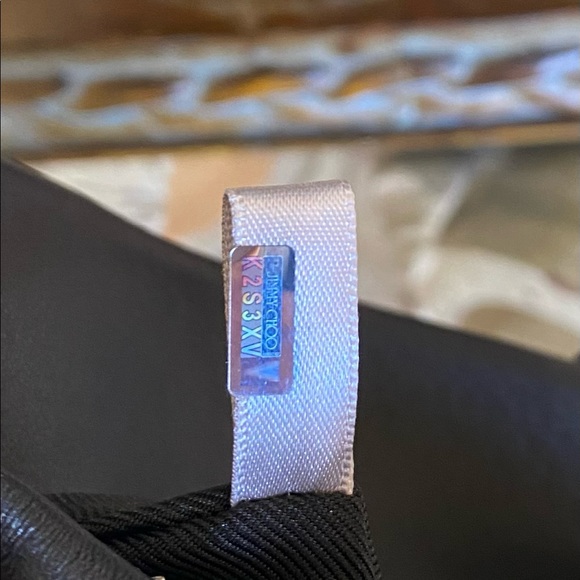 ⭐️⭐️”LOVE” JIMMY CHOO SHOULDER BAG”⭐️⭐️ - Picture 11 of 12